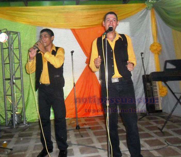 Miguel y Rommel “El dúo del ritmo” bautizaron su primera producción discográfica.