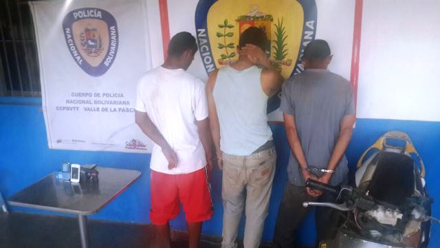 PNB capturo ladrones de teléfonos