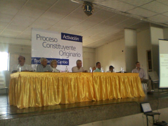 Realizado en La Pascua el foro sobre el proceso constituyente originario