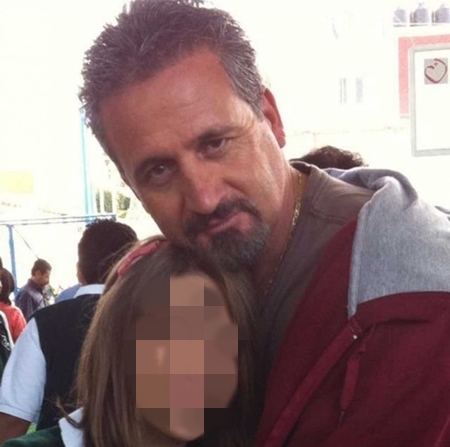 “»Con sus manos separó mis piernas y me penetró…»