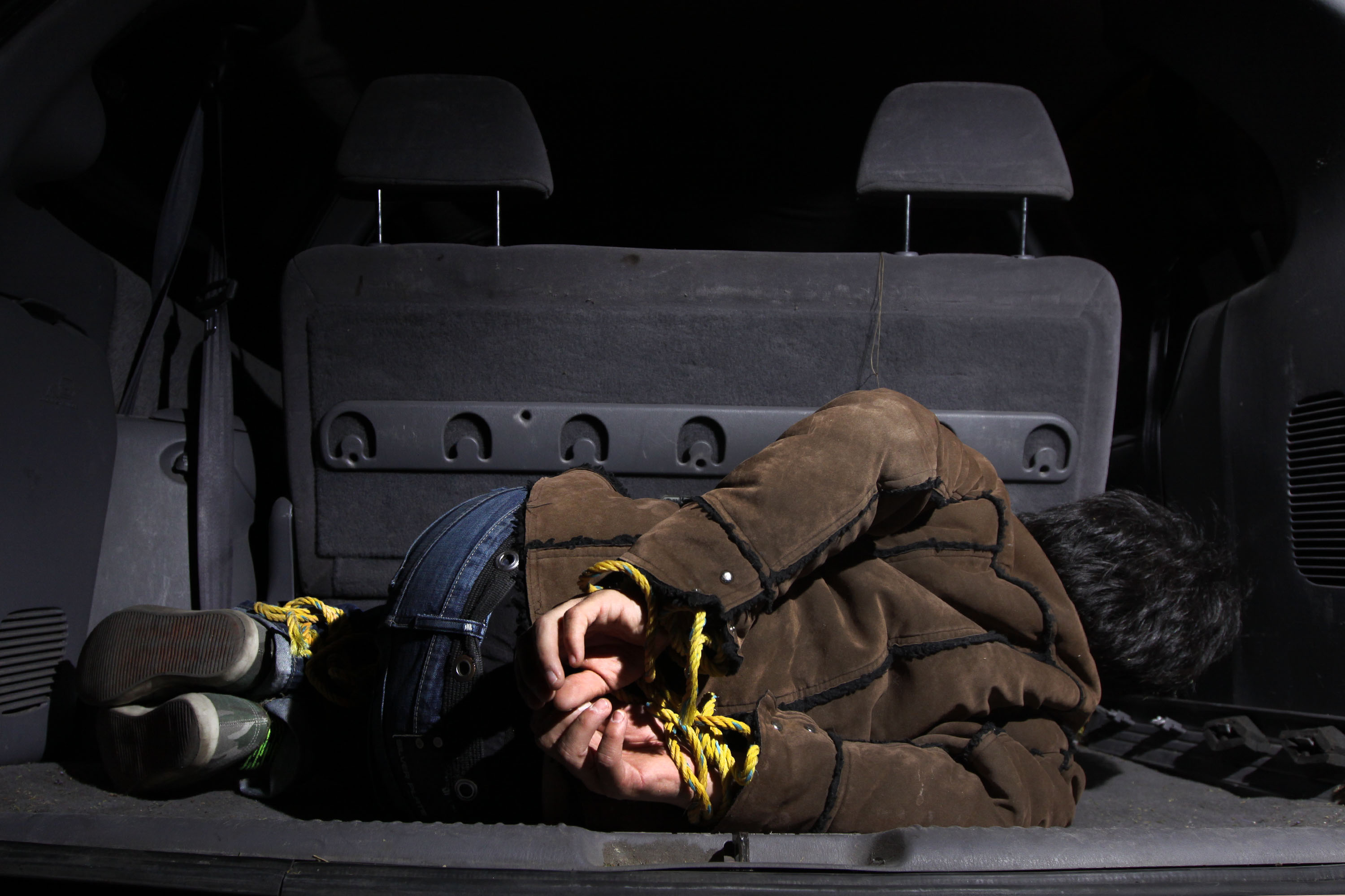 [:es]Abatidos tres supuestos secuestradores en Parmana [:]