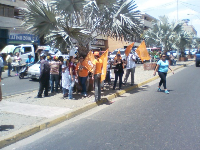 Partidos de oposición siguen con protestas en La Pascua