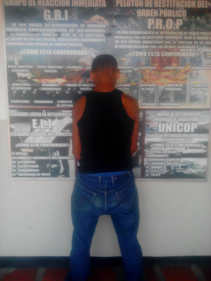 [:es]Atraparon a evadido de la justicia[:]