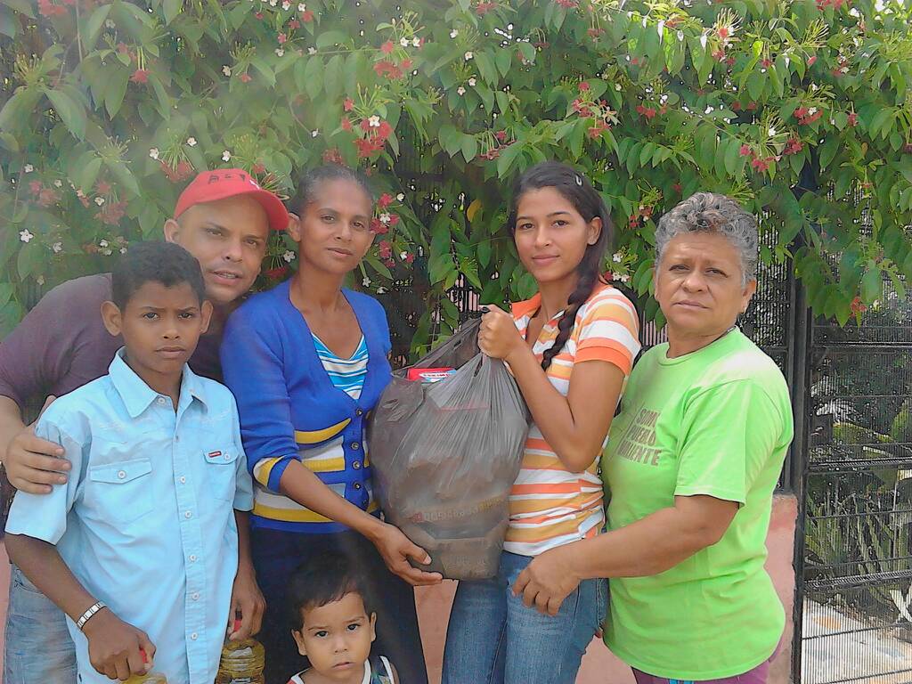 [:es]Más de 21 mil guariqueños beneficiados con distribución de alimentos en mayo[:]