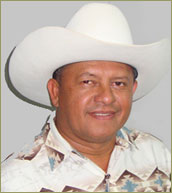 [:es]SE NOS FUE UN LLANERO COMPLETO. Remembranzas del Hijo de Monasterio «Don Julio Pantoja»[:]