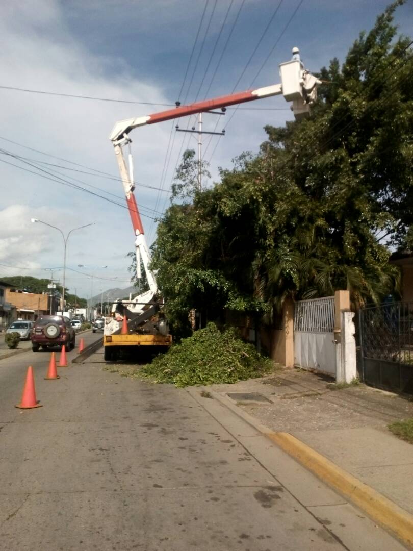 [:es]Cuadrillas de Guárico realizan plan de mantenimiento integral en municipio Roscio[:]