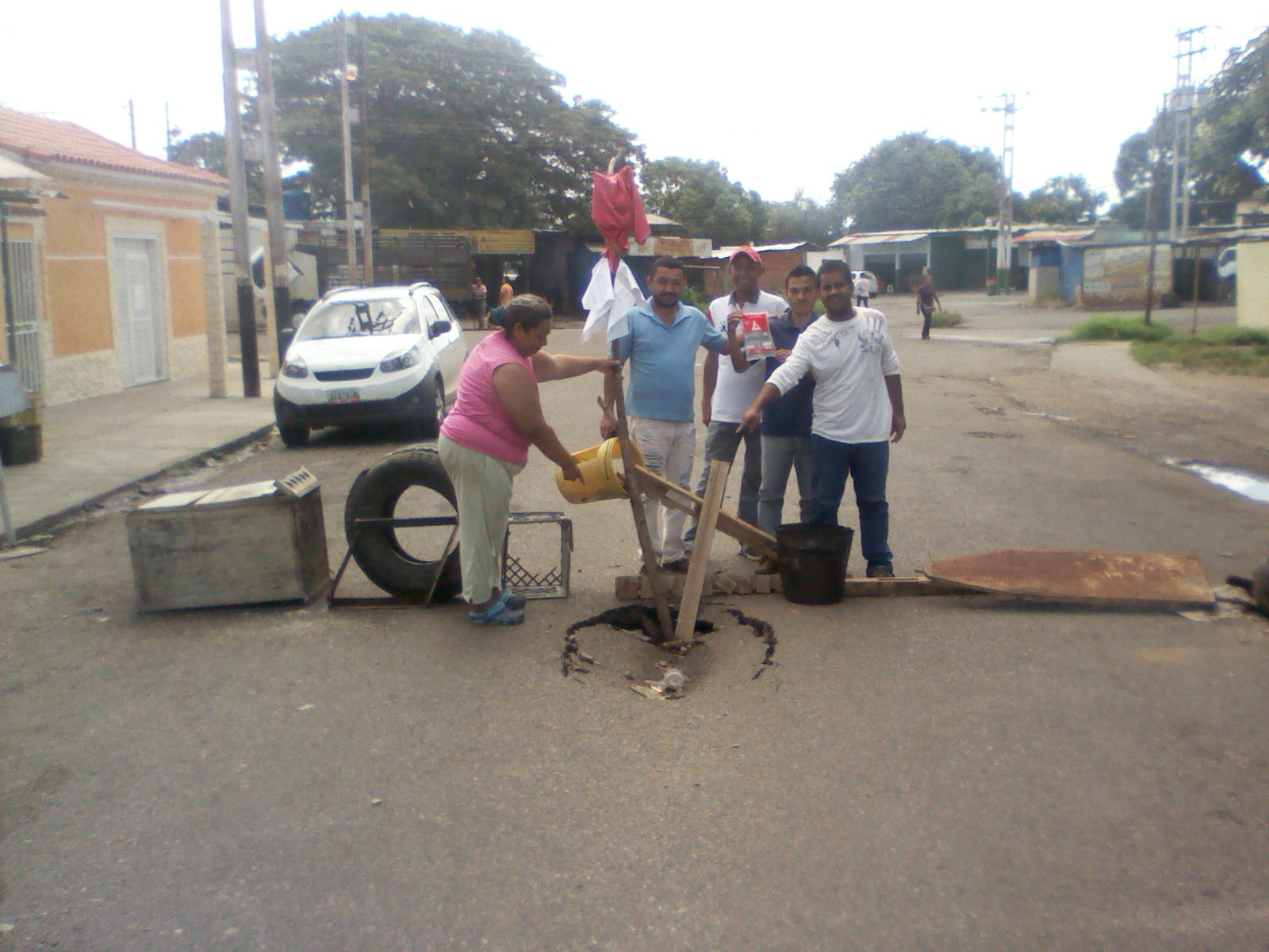 [:es]Problemas de cloacas en el sector Morichal sigue sin solución[:]