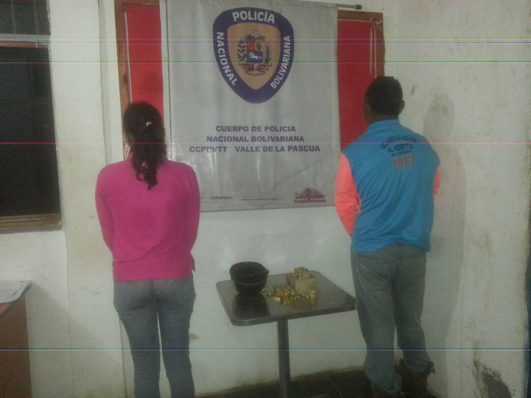 [:es]Presos por robar “Cubitos de Pollo” en Makro Valle de la Pascua[:]