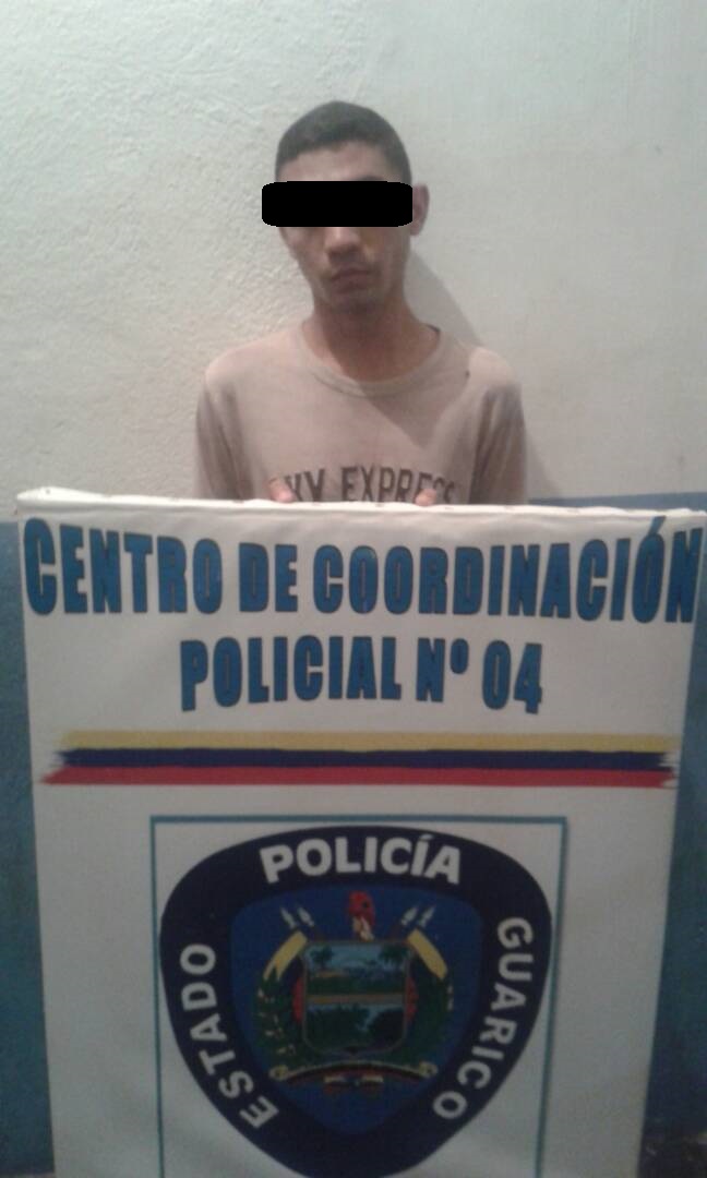 [:es]Capturado por golpear a su hermana de 15 años[:]