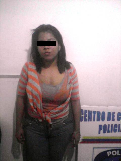 [:es]Mujeres pelearon en plena avenida de Valle de la Pascua  [:]