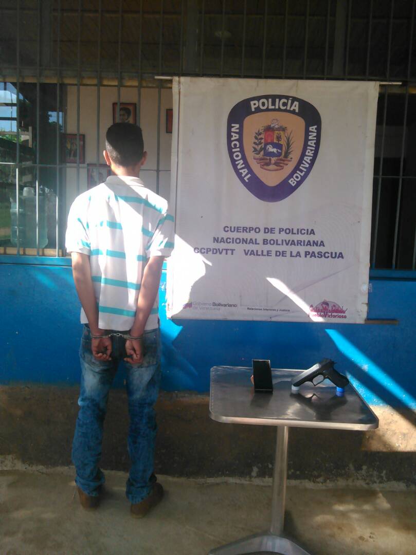 [:es]Se robo un celular con una pistola de juguete[:]