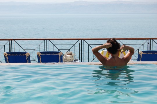 [:es]¿Sabias que el periodo se detiene cuando te metes a nadar? Aquí el secreto[:]