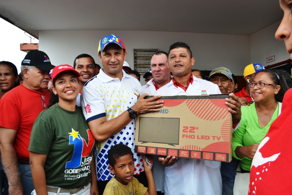 [:es]José Vásquez: “Estamos dándole respuestas al pueblo de Mellado en materia de salud”[:]