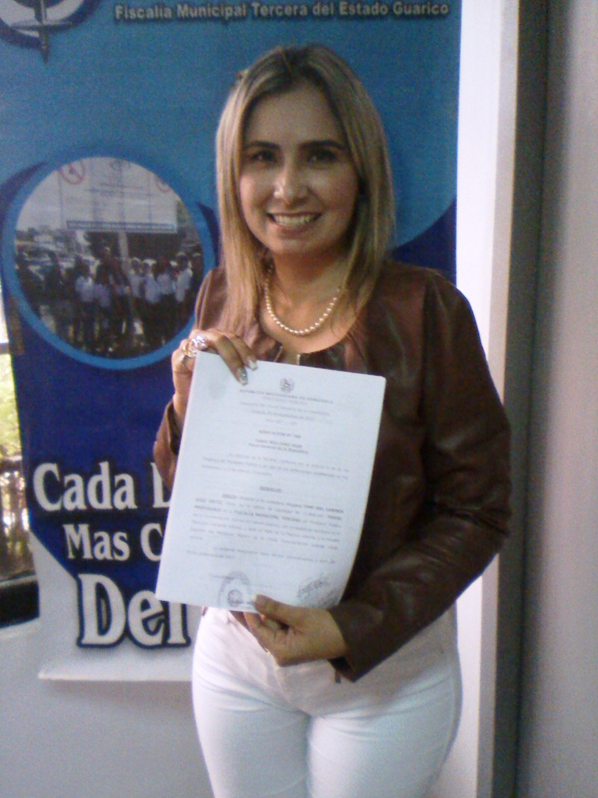 [:es]Reincorporan a sus funciones a la fiscal provisorio 3ro municipal Jenny Díaz[:]