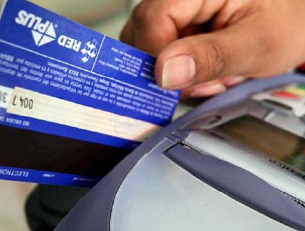 [:es]Desde este miércoles se aplicarán descuentos del 3 y 5% a pagos electrónicos[:]