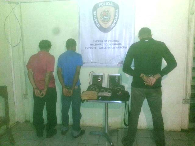 [:es]Capturados cuando transportaban objetos robados[:]