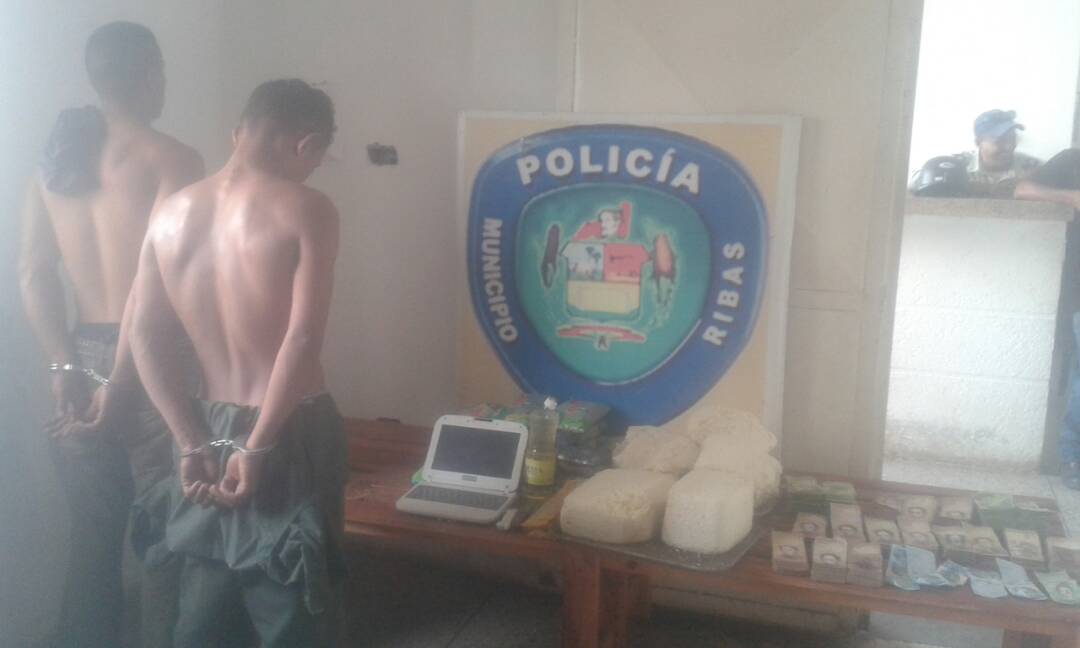 [:es]Capturados luego de robar una finca en Tucupido[:]