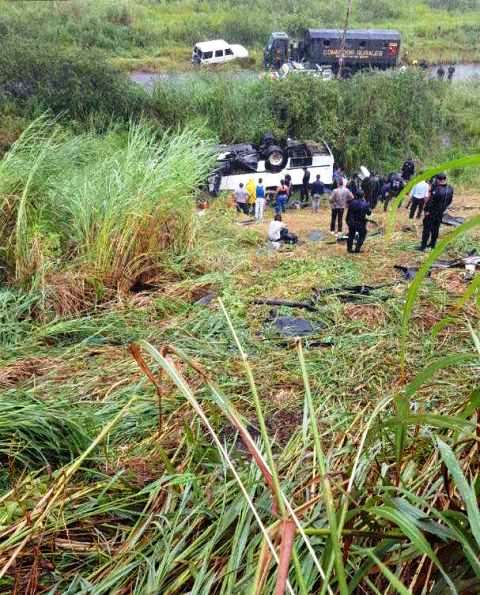 [:es](Vídeo) Terrible accidente deja 8 muertos en Calabozo[:]