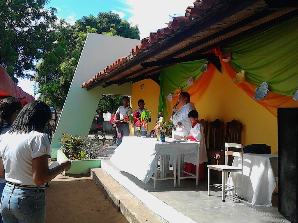 [:es]Alayon celebró su aniversario y día de su santo patrono[:]