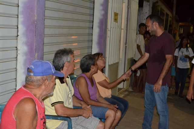 [:es]Exitoso casa por casa en Las Garcitas con el próximo alcalde de Valle de La Pascua[:]