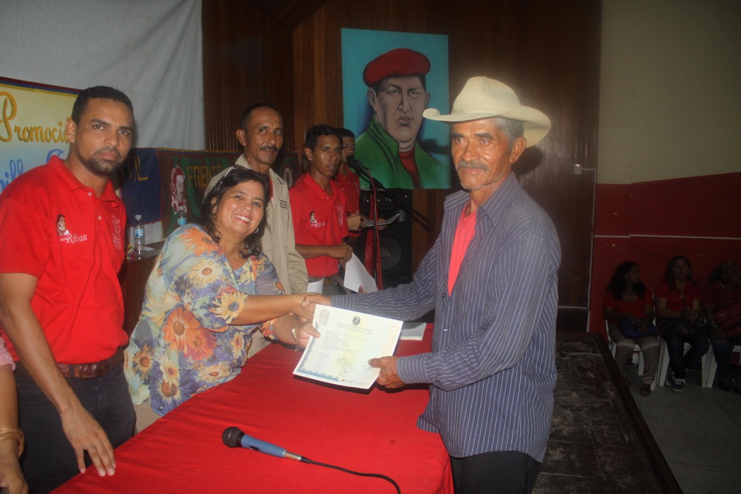 [:es]Misión Ribas Zaraza egreso a 233 bachilleres[:]