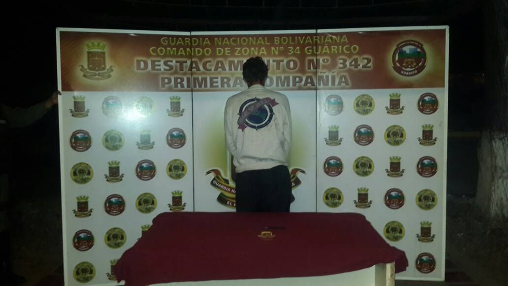 [:es]Lo apresaron cuando intentaba robar en un comercio de Calabozo[:]