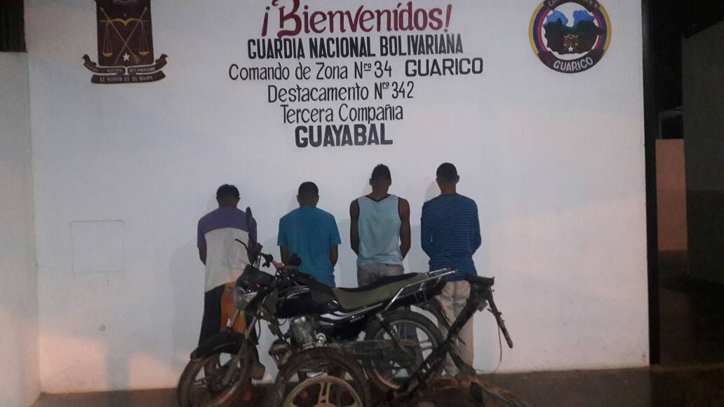 [:es]Banda dedicada al robo de carros fue desmantelada[:]