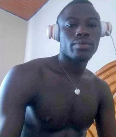 [:es]Una bella mujer inglesia que perdió la cabeza por un joven moreno[:]