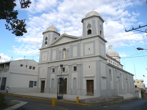 [:es]Las bodas de plata de la Diócesis de Valle de la Pascua… 26 de noviembre 1992 – 2017[:]
