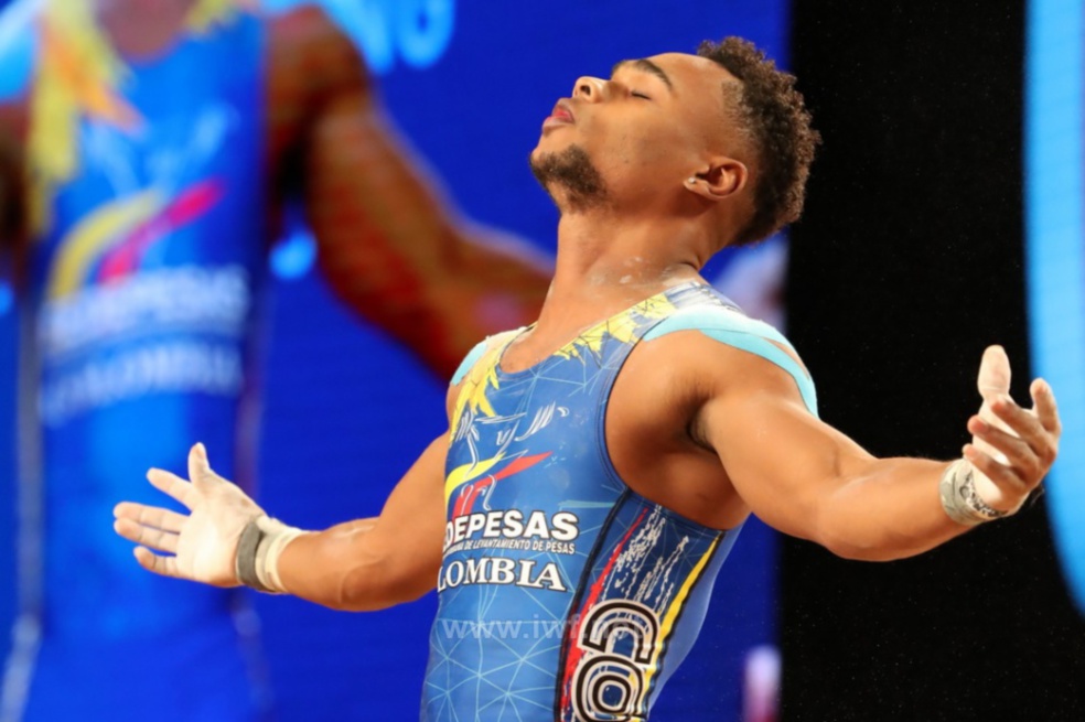 [:es]El pesista colombiano Francisco Mosquera es campeón del mundo[:]