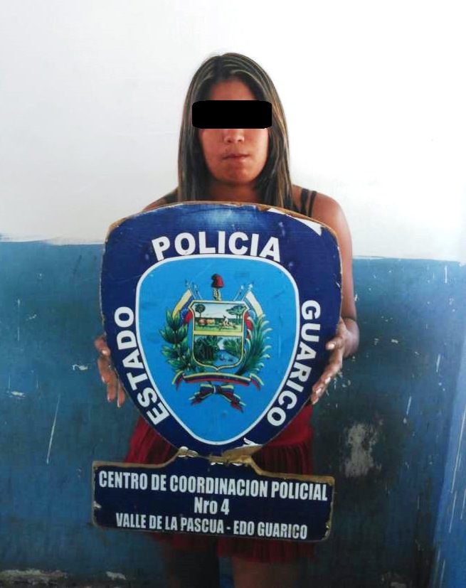 [:es]Mujer fue capturada luego de agredir una menor de edad en Las Garcitas[:]