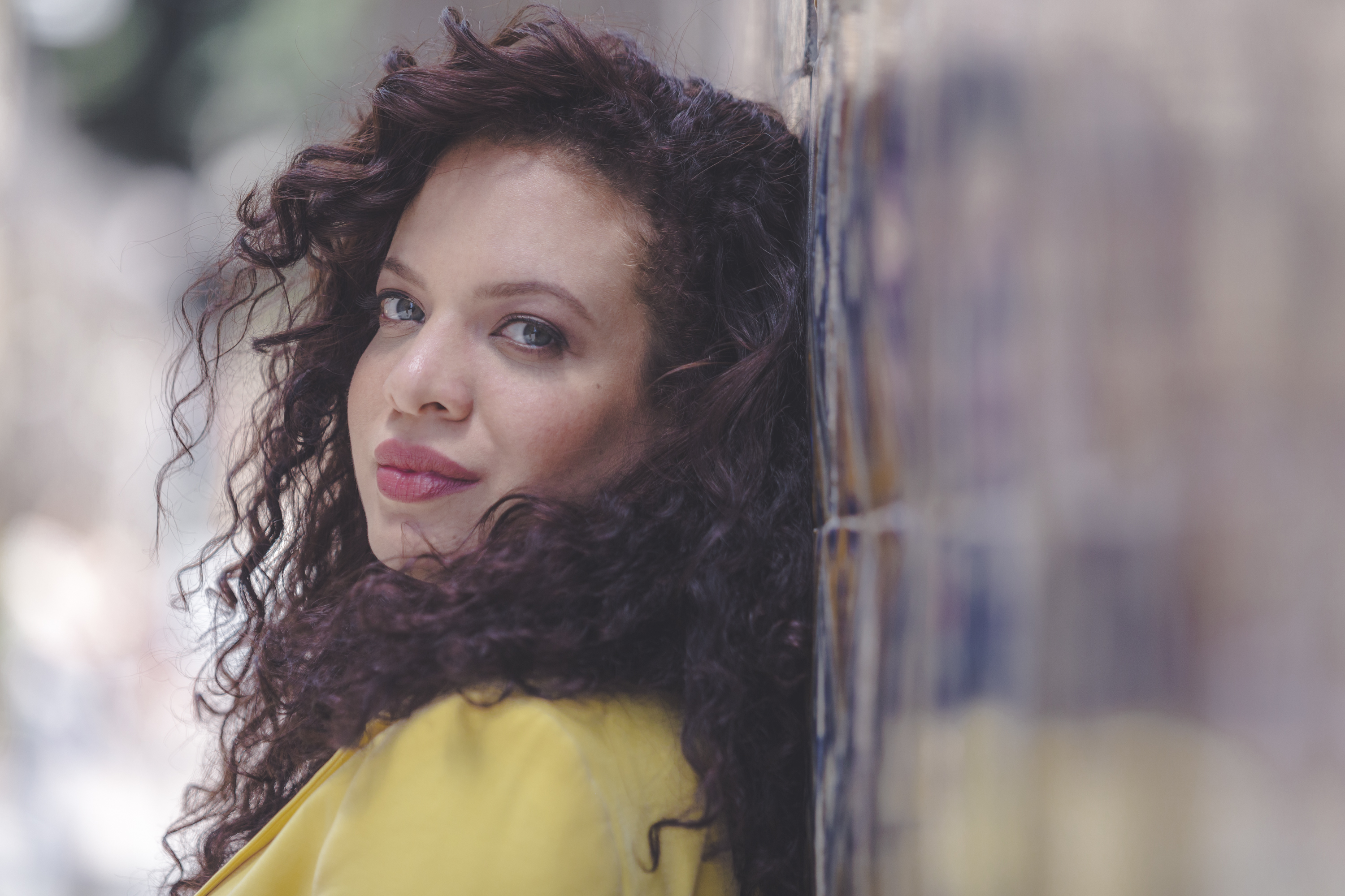 [:es]Paty Pacheco: otro orgullo venezolano en las anheladas filas de Telemundo [:]