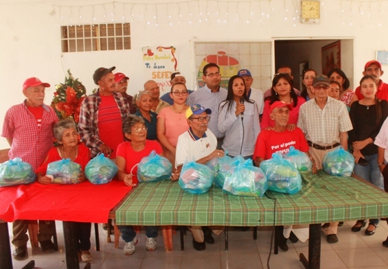 [:es]Alcaldía Bolivariana de Infante ofreció ameno almuerzo a los abuelos     [:]