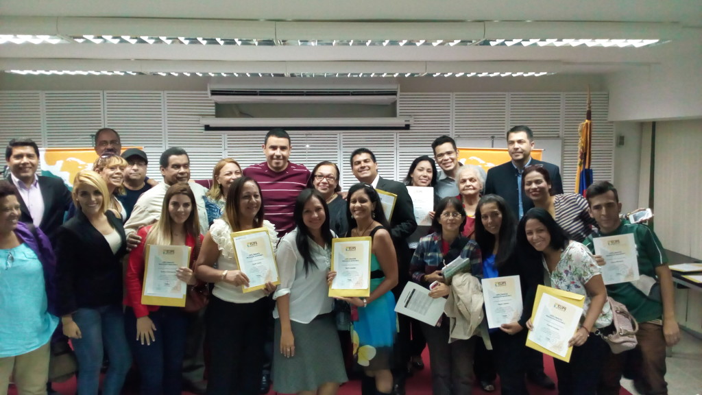 [:es]Venezolanos son certificados para impulsar la comunicación multiplataforma[:]