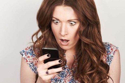 [:es]Lo mató después que le revisó el celular y leyó mensajes de otras mujeres[:]