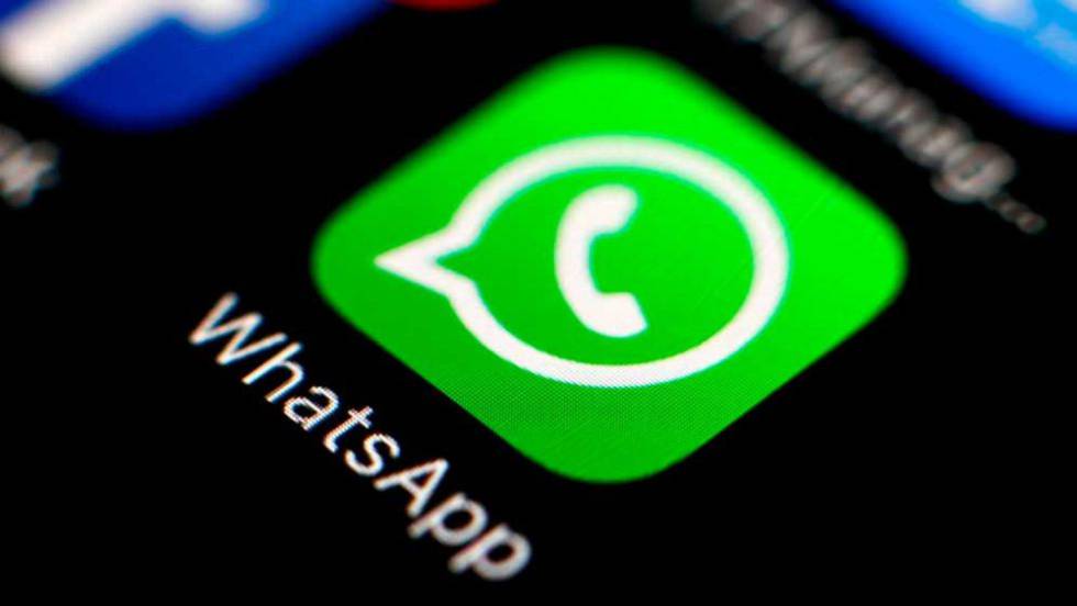 [:es]Reportan caída mundial de WhatsApp, Instagram y Facebook[:]