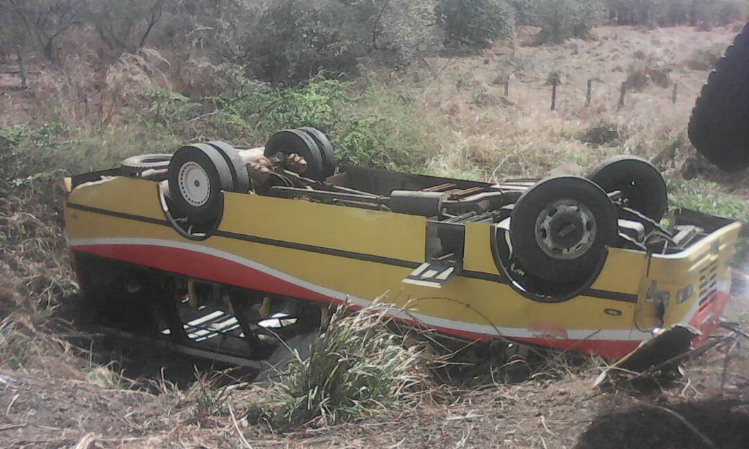 [:es]Triple choque dejo una persona lesionada en el Arbolito[:]