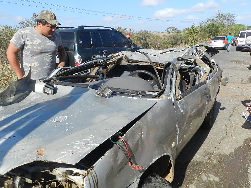 [:es]Tres muertos y un herido dejo accidente de tránsito en Bandera Blanca[:]