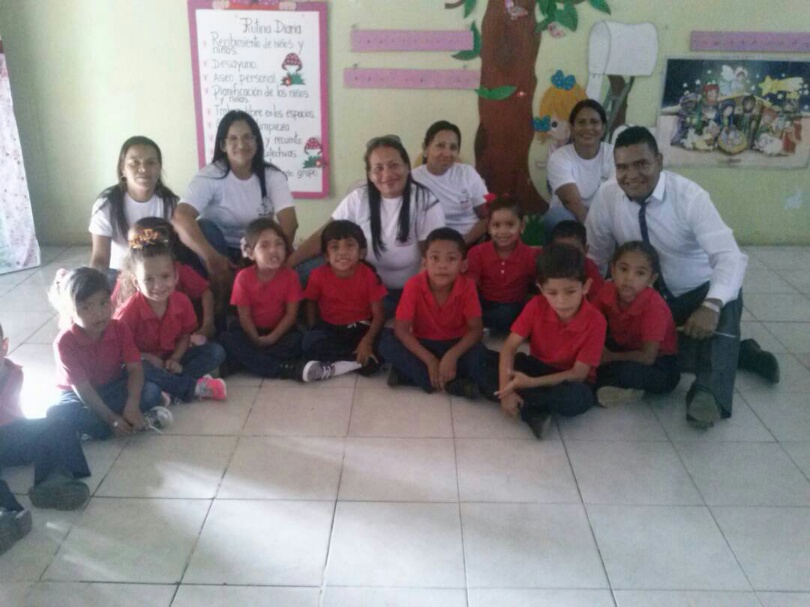 [:es]Iniciaron las clases en Preescolares El “Niño Simón”[:]