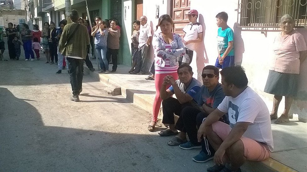 [:es]A cuchilladas matan a toda una familia en medio de un robo[:]