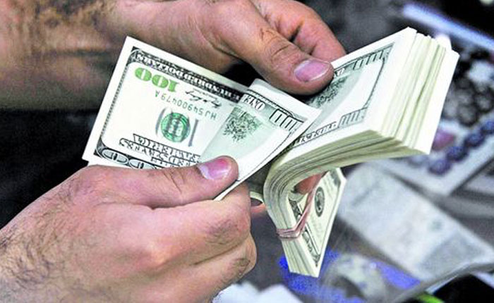 [:es]Dólar paralelo llegó a 200 mil[:]