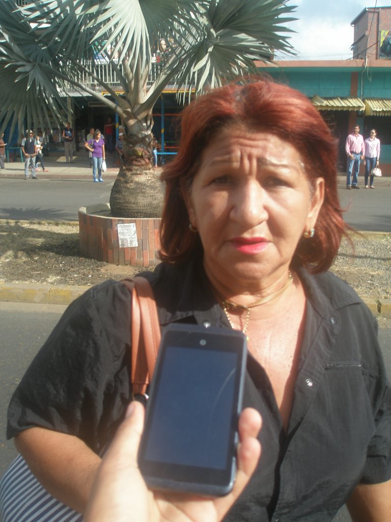 [:es]Llaman a directores de instituciones educativas a reunión extraordinaria[:]