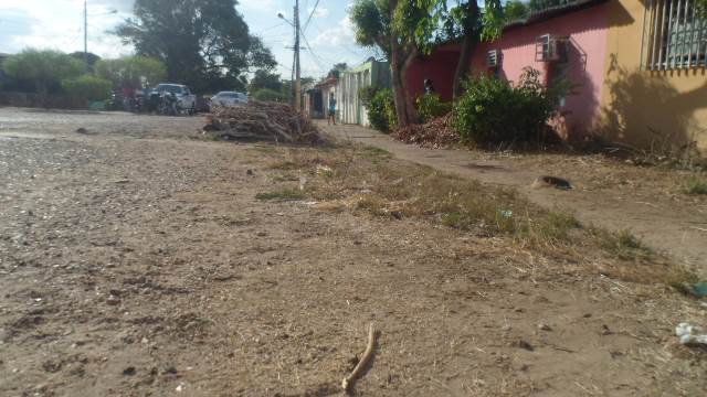 [:es]Motopistoleros lo acribillaron en su vivienda[:]