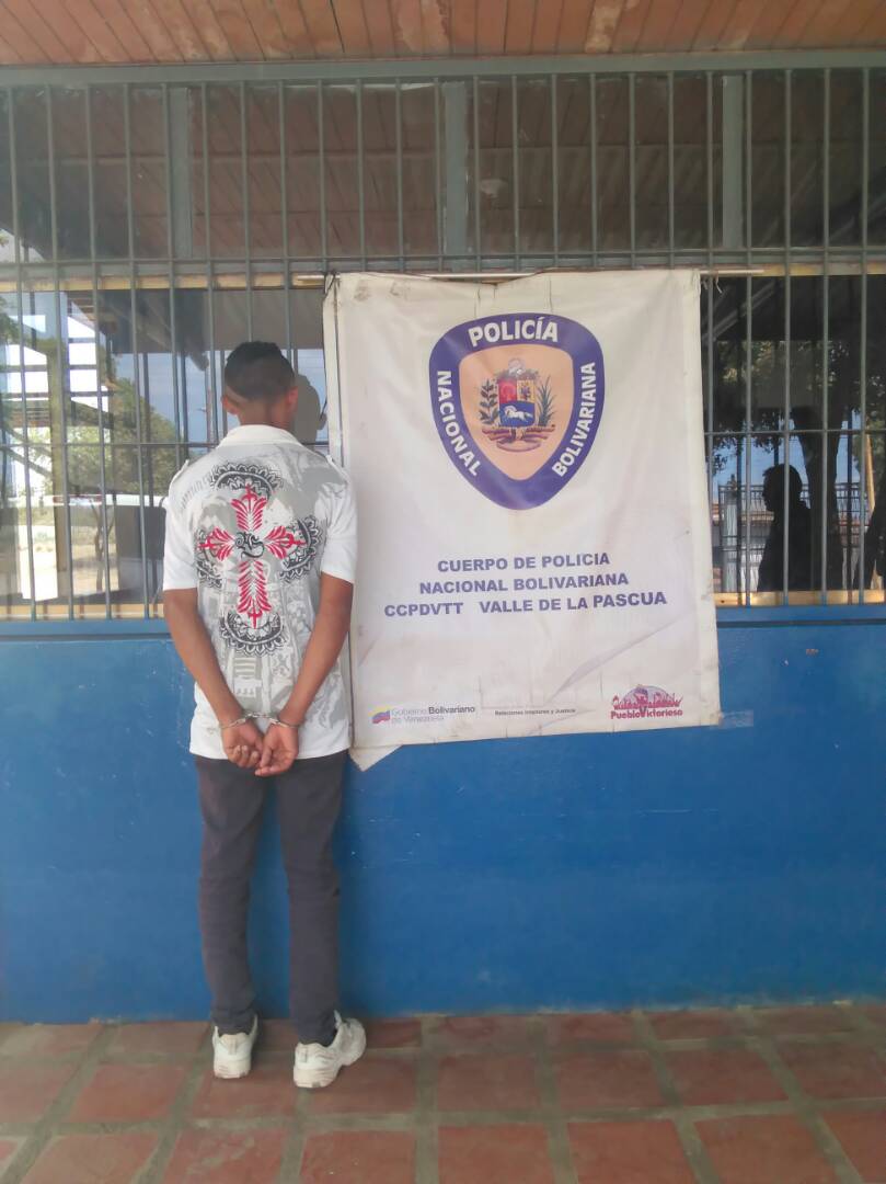 [:es]Tras las rejas por abusar sexualmente de un adolescente[:]