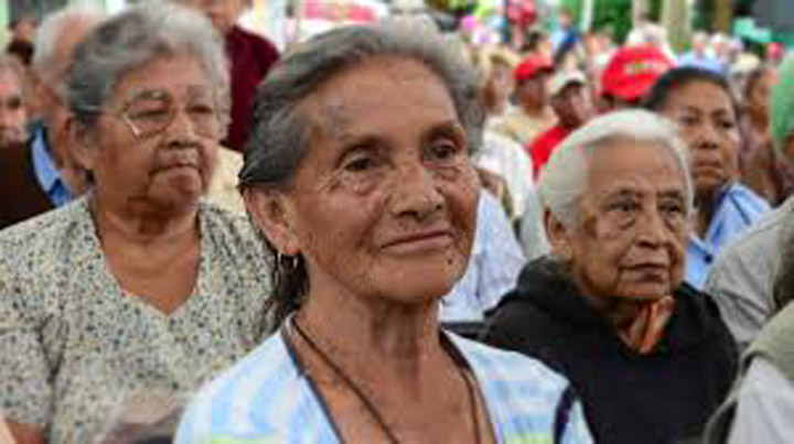 [:es]Pensionados del Bicentenario podrán realizar el retiro único de efectivo por taquilla[:]