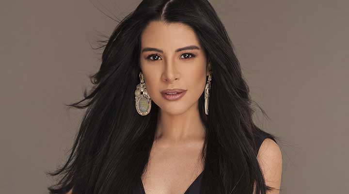 [:es]Kerly Ruiz aclara los rumores sobre su salida de FeedLatino[:]