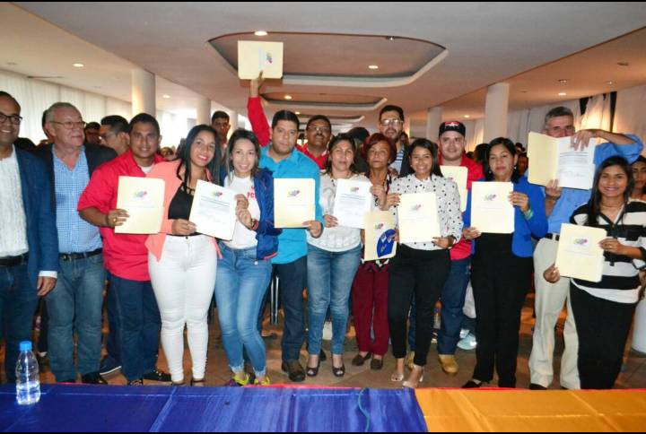 9 Legisladores guariqueños asumen apuntalar la soberanía y participación popular