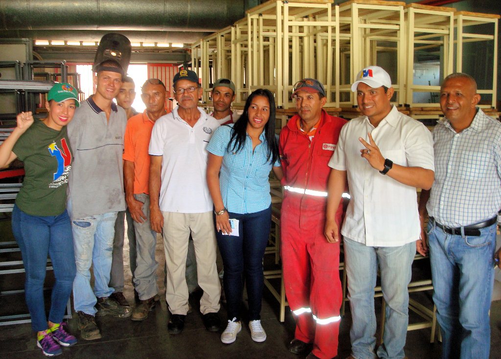 [:es]Candidatos de la Patria, visitan Centro de Formación Socialista motivando a votar por la candidatura de Nicolás Maduro[:]