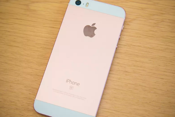 Applications and free games for iPhone