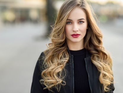 [:es]Si quieres lucir una melena radiante. Aquí te damos la solución.[:]